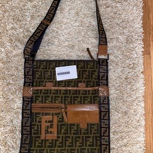 Vintage Fendi crossbody